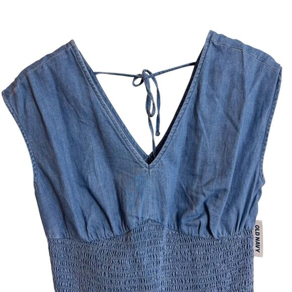 Old Navy Waist Defined Smocked Top 100% Cotton Chambray Blue Size Small NEW - Picture 6 of 11